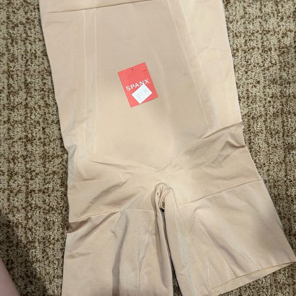 Spanx nude size medium - new with tag (but tag removed) NWOT